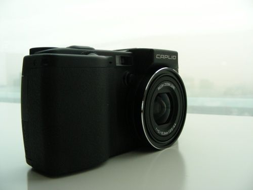 Ricoh_caplio_gx_100