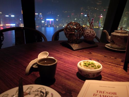 Hong Kong Hutong, roman2