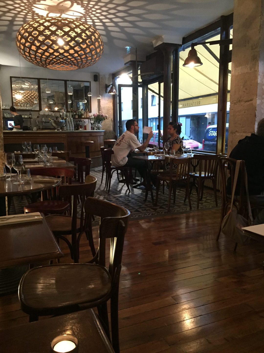 Osteria Ferrara 7 Rue Du Dahomey 75011 Paris Caffé dei Cioppi est de retour, cela s'appelle Osteria Ferrara - SimonSays